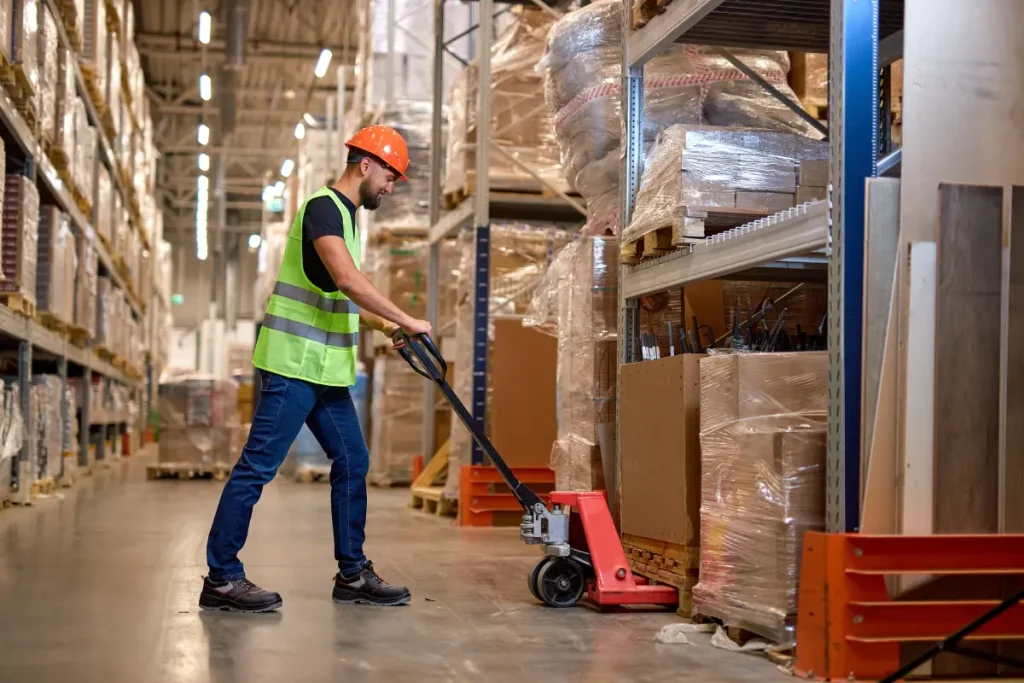 Arbeitskleidung für Lager und Logistik in Hamburg